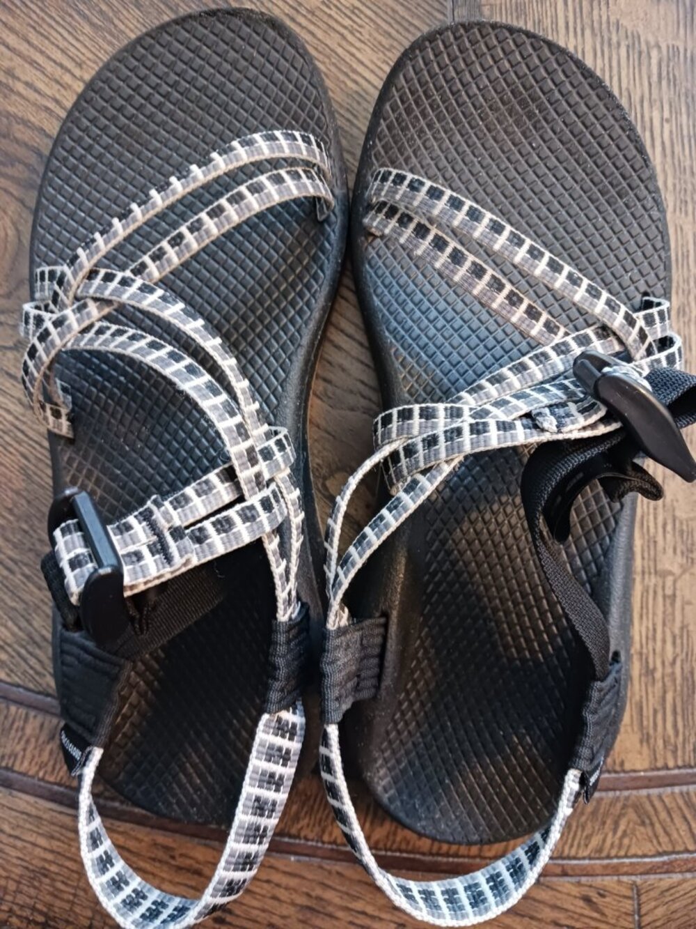 Chaco Women's Z/Cloud X Sandals Black/Gray Size 8